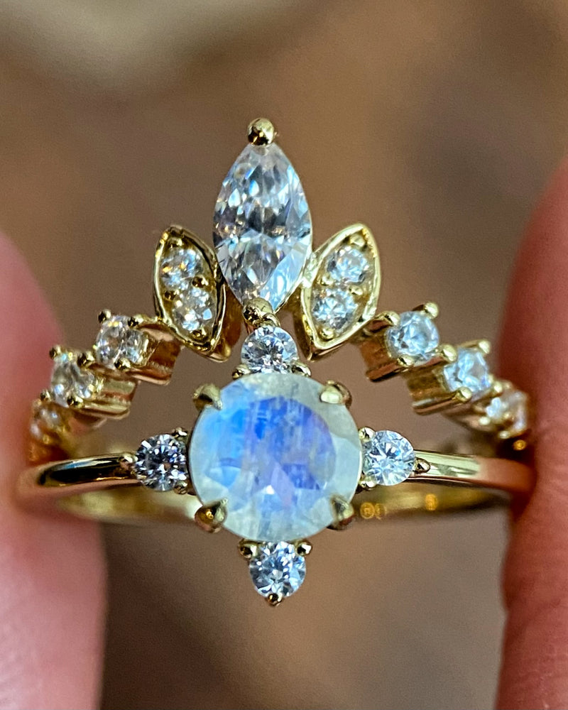 ARIADNE SET | Unique Handmade Natural Blue Moonstone Engagement Ring Set 2pcs Round Cut 0.8ct