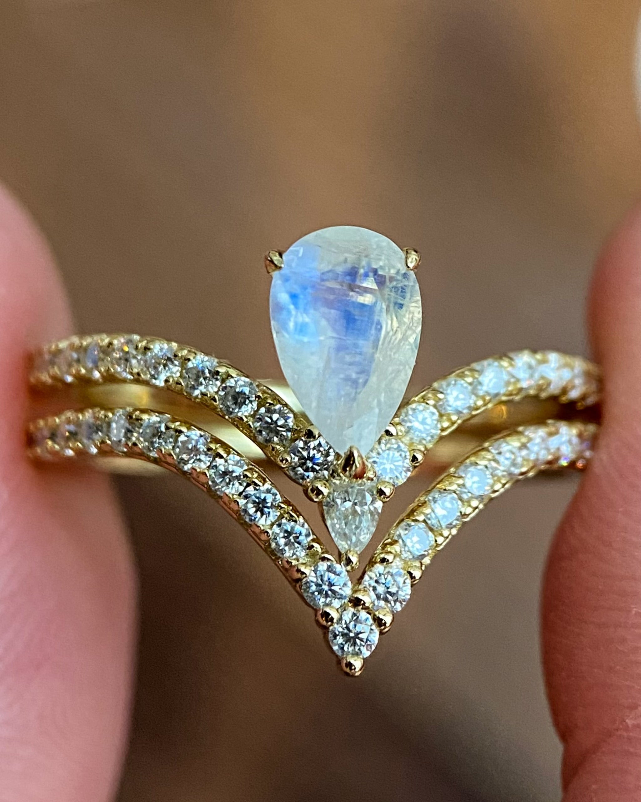 Lumina Vow | Unique Handmade Natural Blue Moonstone Engagement Ring Set 2pcs 0.7ct Pear Shape