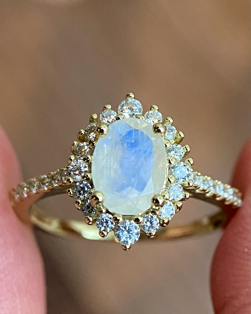 【Celestia】Bague de fiançailles unique, faite main, en pierre de lune bleue naturelle de 1,5 ct, forme ovale