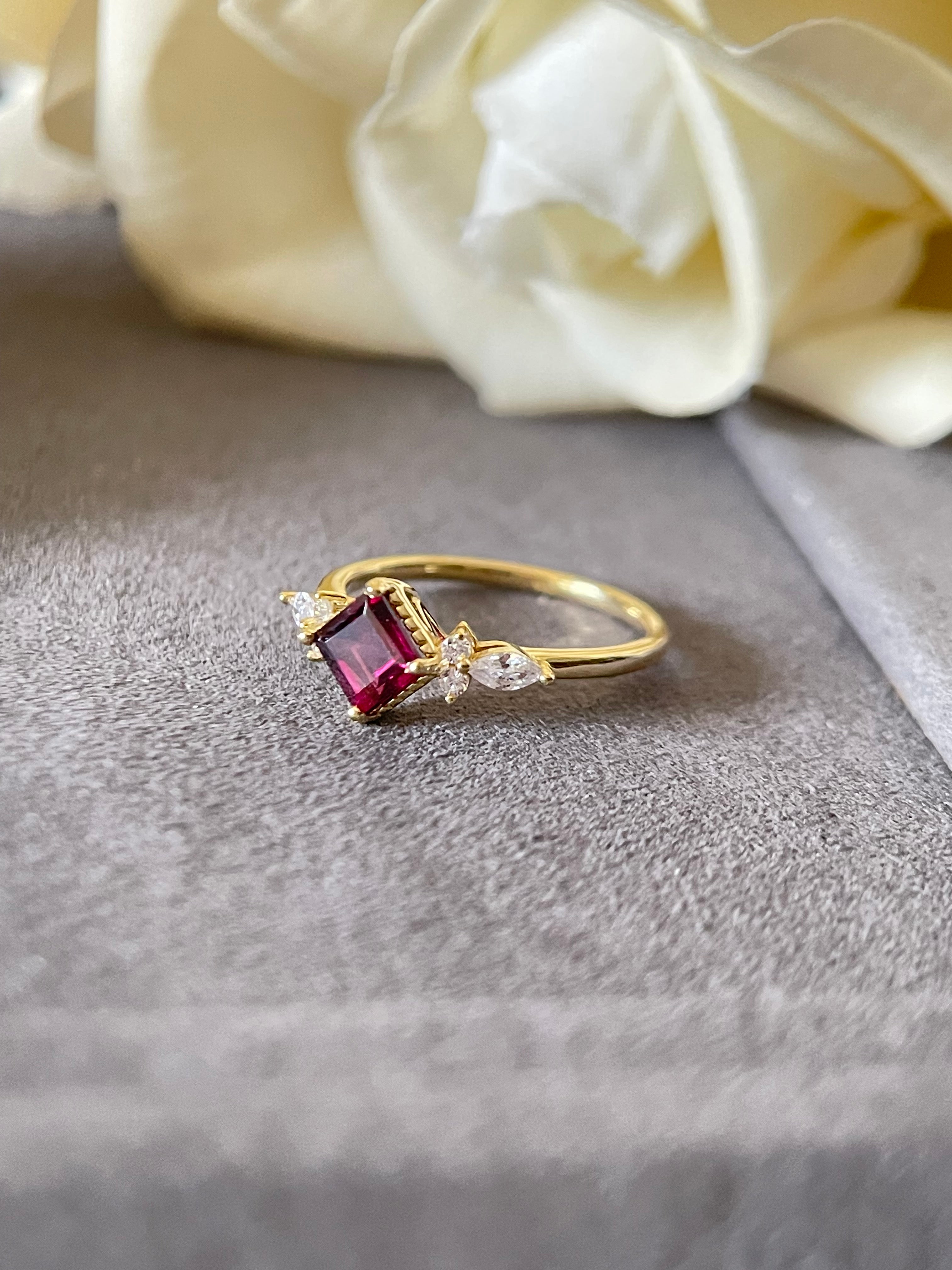 【ANTONIA】Handmade Natural Rhodolite Garnet Engagement Ring 0.75ct Princess Shape