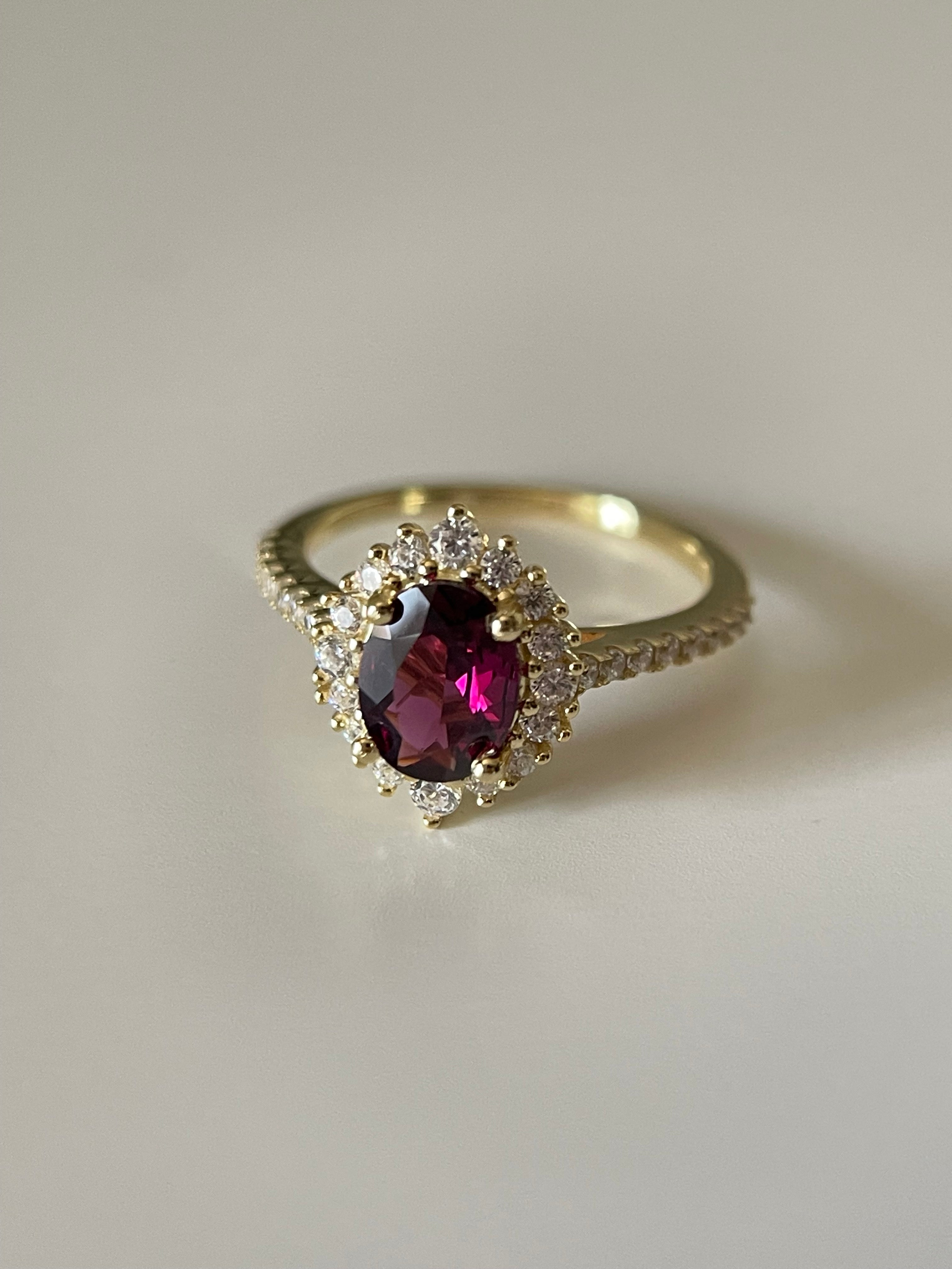 【Valencia】 Handmade Natural Rhodolite Garnet Engagement Ring 1.5ct Oval Shape
