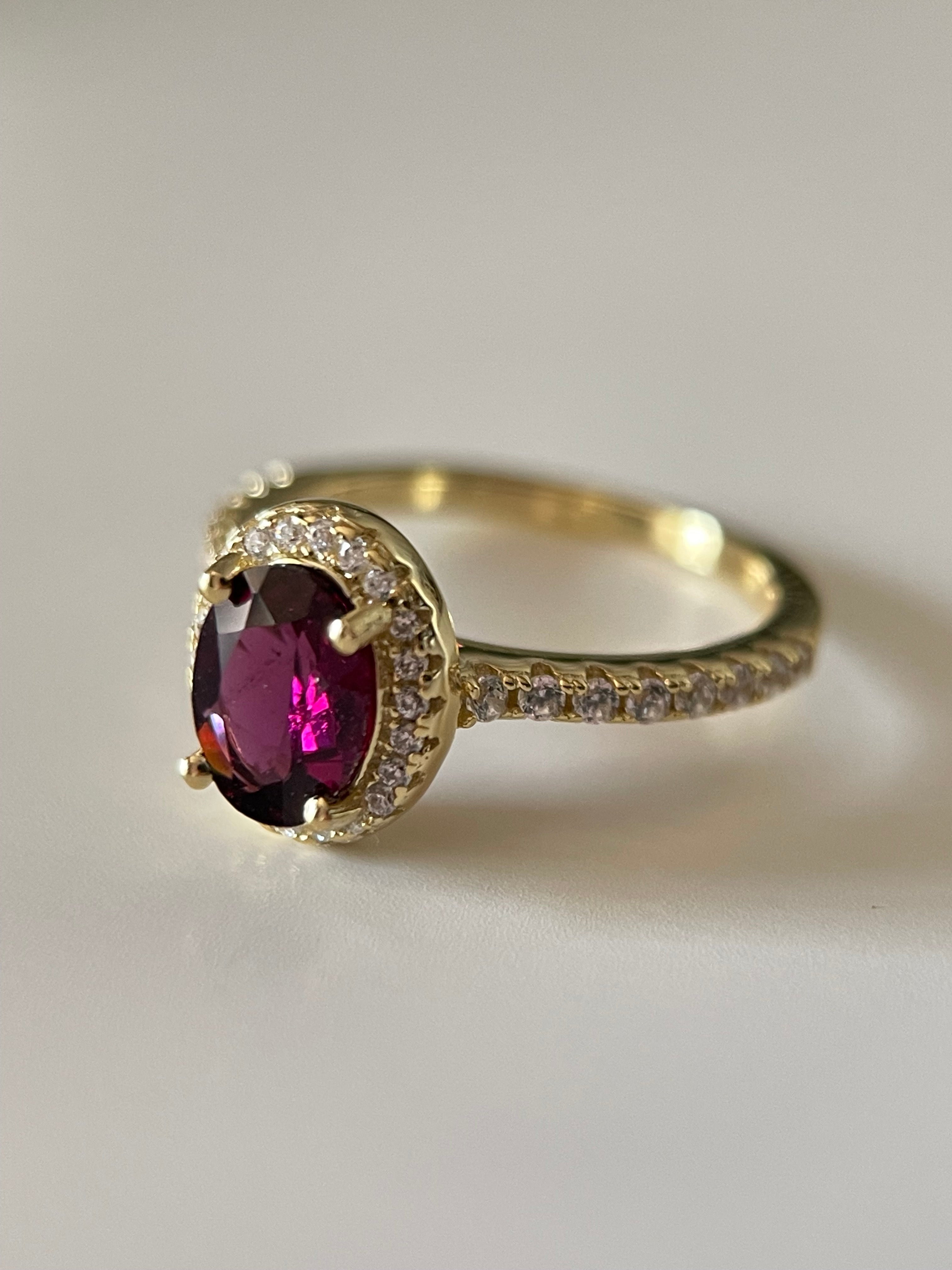 【Amara Cascade】Unique Handmade Natural Rhodolite Garnet Engagement Ring 1.5ct Oval Shape