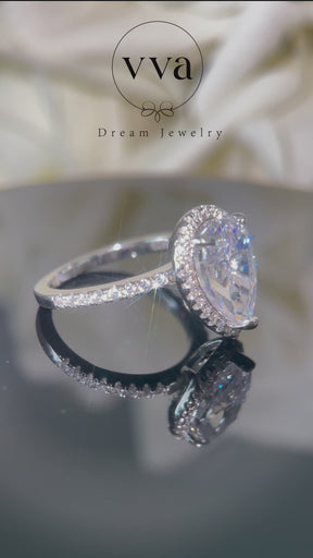 Pear Shape Engagement Ring 3ct