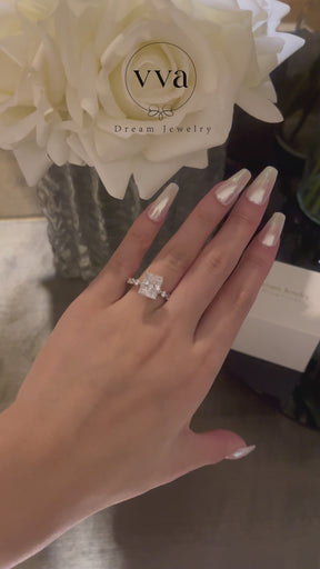Moissanite Engagement Ring 4ct