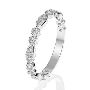 Classic Moissanite Engagement Ring