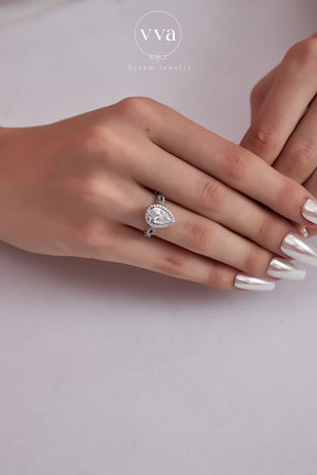 Pear Shape Engagement Ring 2ct