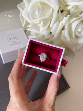 Pear Shape Engagement Ring 3ct