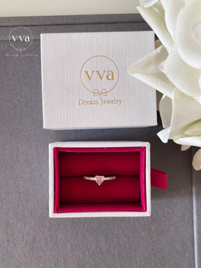 Petite bague en forme de coeur avec zircon rose 