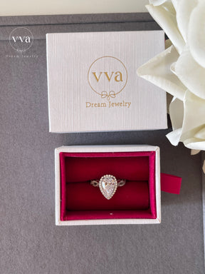 Pear Shape Engagement Ring 2ct