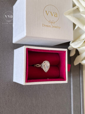 Pear Shape Engagement Ring 2ct
