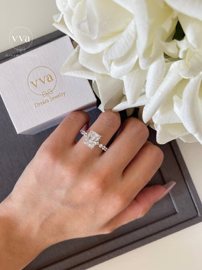Moissanite Engagement Ring 4ct