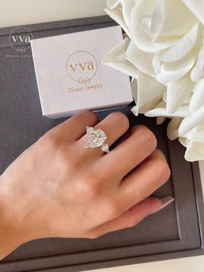 Pear Shape Moissanite Engagement Ring 5ct