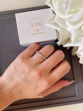 Classic Moissanite Engagement Ring