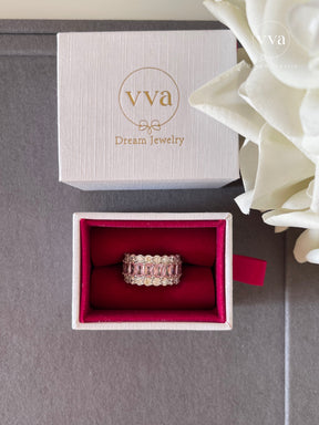 Luxury Pink Moissanite Ring
