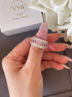 Luxury Pink Moissanite Ring
