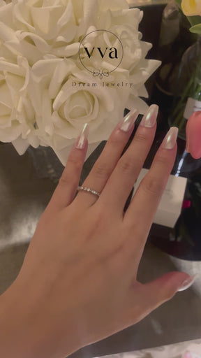 Classic Moissanite Engagement Ring