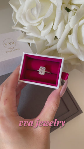 Moissanite Engagement Ring 8ct