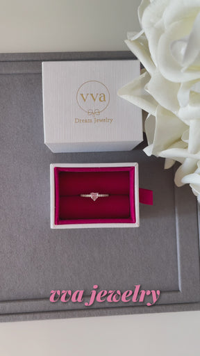Petite bague en forme de coeur avec zircon rose 